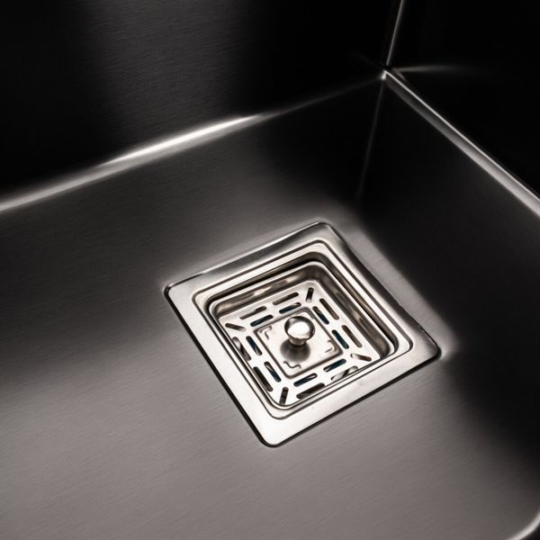 Мойка PVD Platinum Handmade НSBB 450x450x220 черная (квадратный сифон.3,0/1,0) 38086 фото