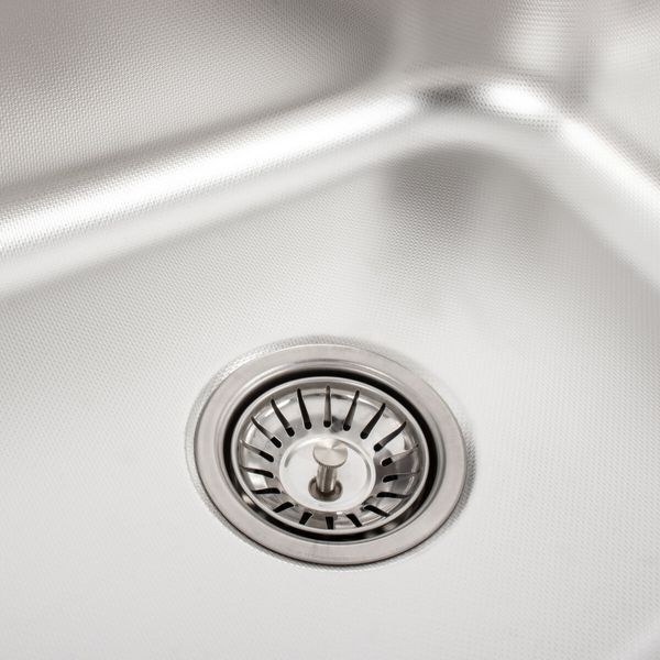 Кухонна мийка з нержавіючої сталі Platinum ДЕКОР 4947 (0,8/180 мм) 11646 фото