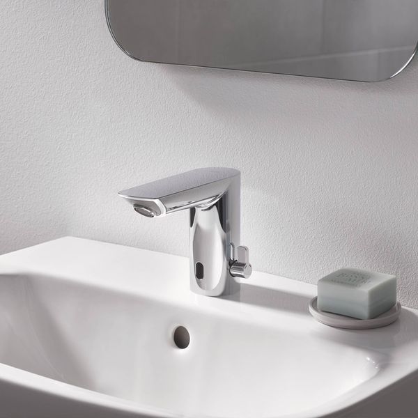 Смеситель бесконтактный для раковины Grohe Bau Cosmopolitan E 36451000 CV036263 фото